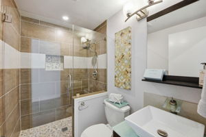 Photo 38