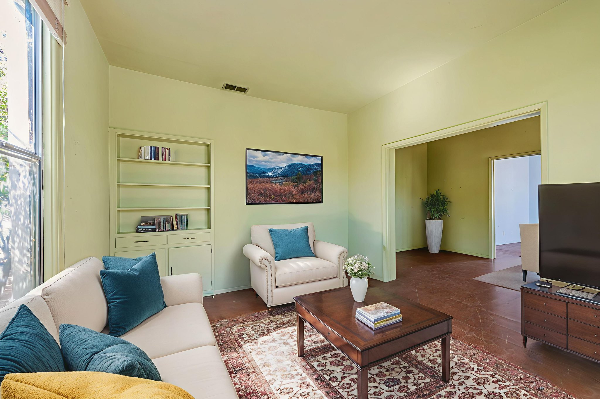 014_37915 Vallejo St virtually staged.jpeg