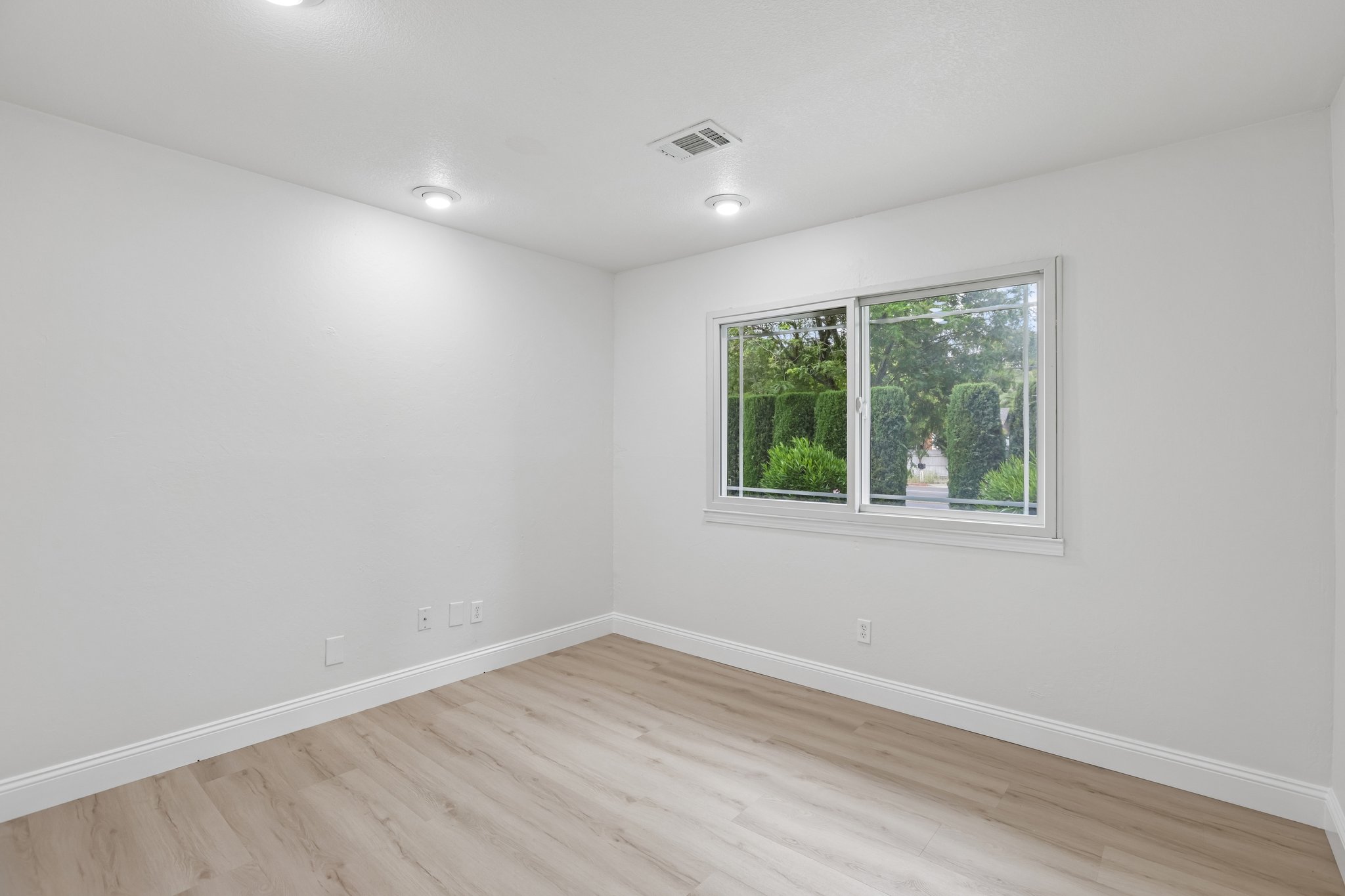 Cowell Rd-S3005-022.jpg