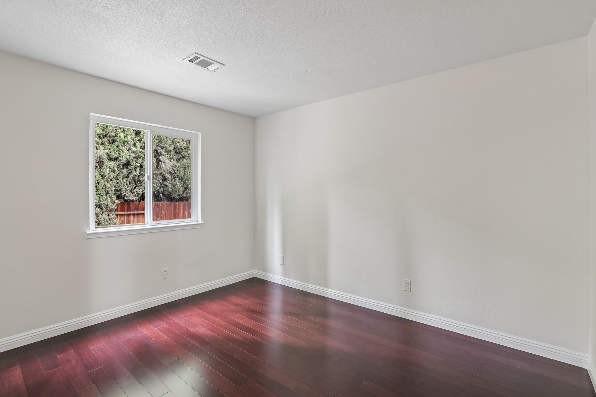 Cowell Rd-S3005-026.jpg