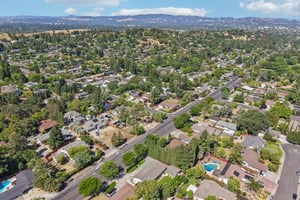 Cowell Rd-S0506-020.jpg