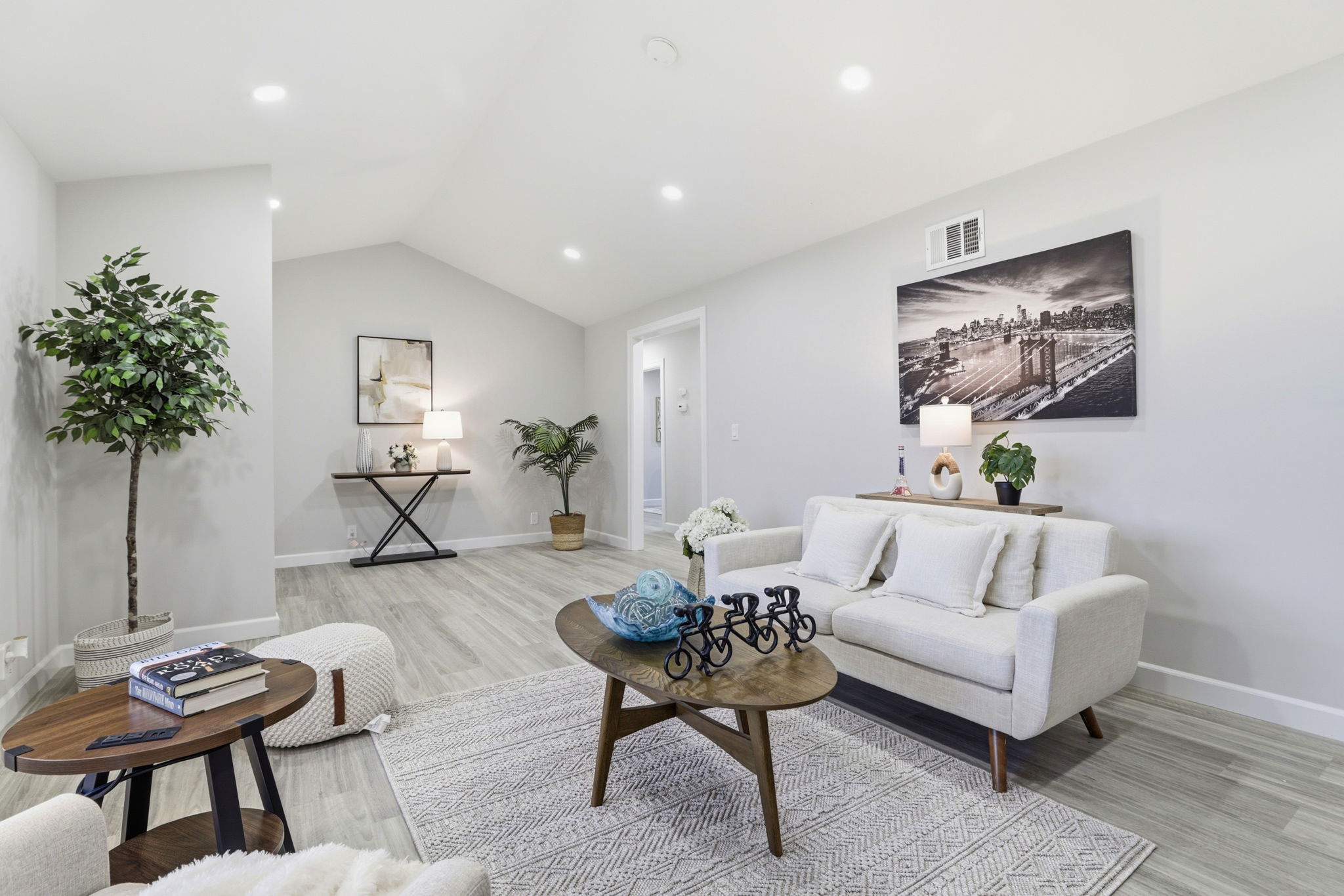 015_F8_3794 Polton Pl Way