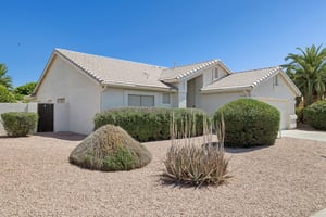 3795 N 150th Dr - 004.jpg