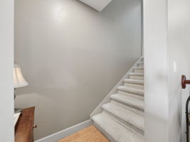  Photo 37