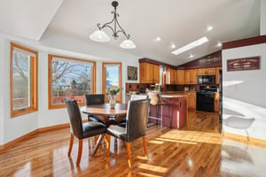 Larkspur Dr-S1203-011.jpg