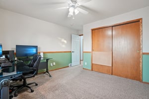 Larkspur Dr-S1203-019.jpg