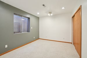 Larkspur Dr-S1203-026.jpg