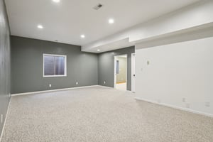 Larkspur Dr-S1203-030.jpg