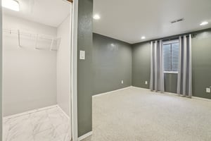 Larkspur Dr-S1203-033.jpg
