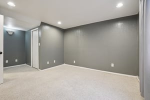 Larkspur Dr-S1203-036.jpg