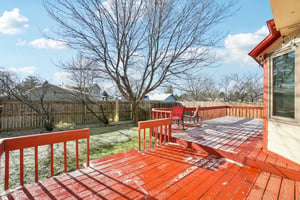 Larkspur Dr-S1203-041.jpg