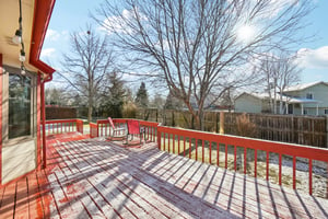Larkspur Dr-S1203-042.jpg