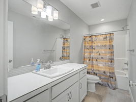 Photo 45