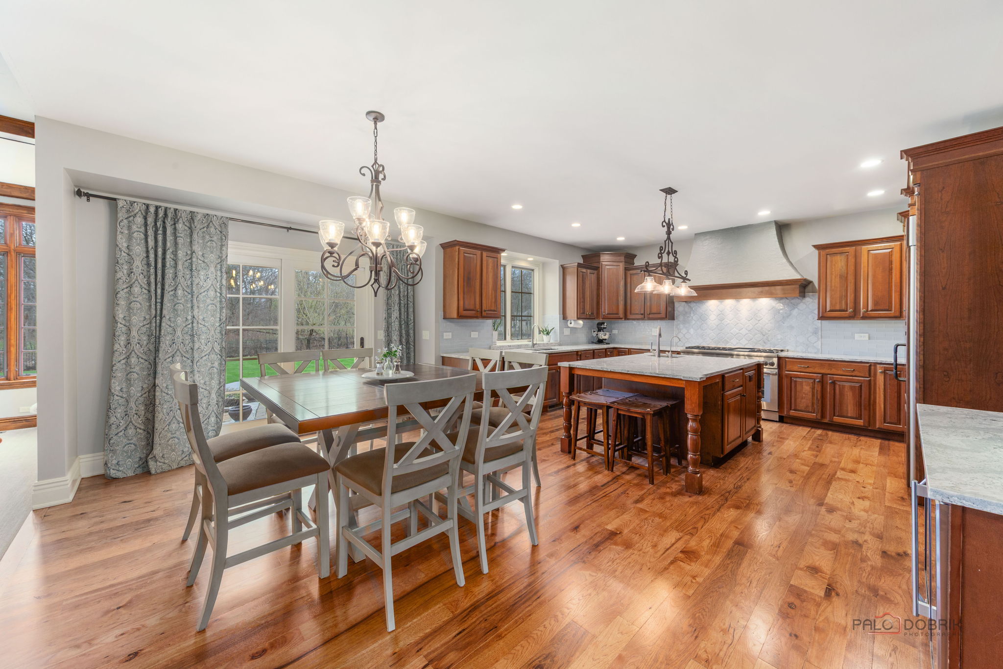 Kitchen/Breakfast Area