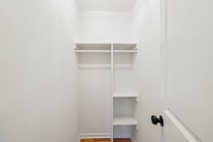 6th St-S0310-025.jpg