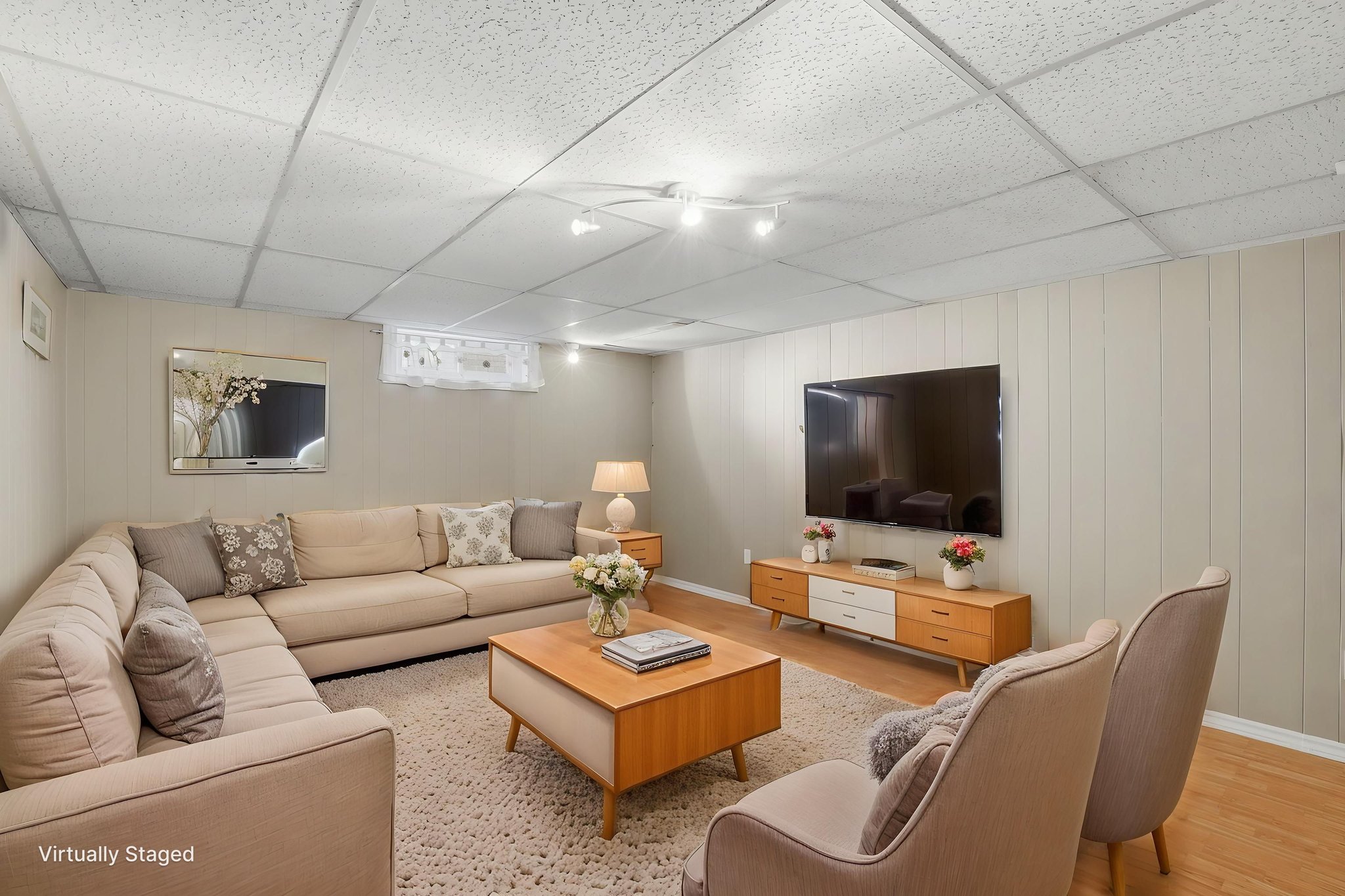 38 alayne cres - final listing photos-033 virtually staged.jpeg