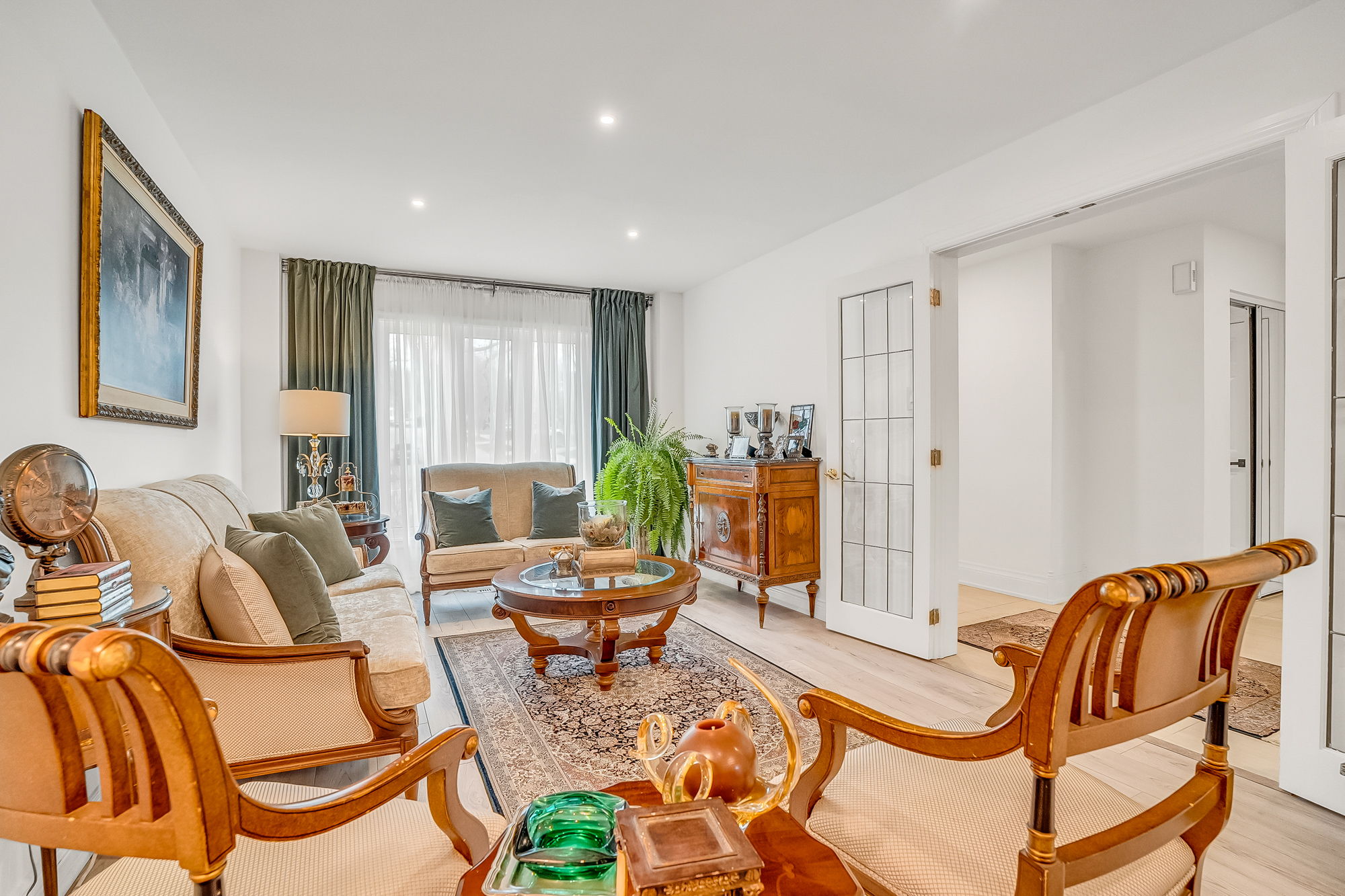 7-living room2