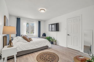 27-primary bedroom2
