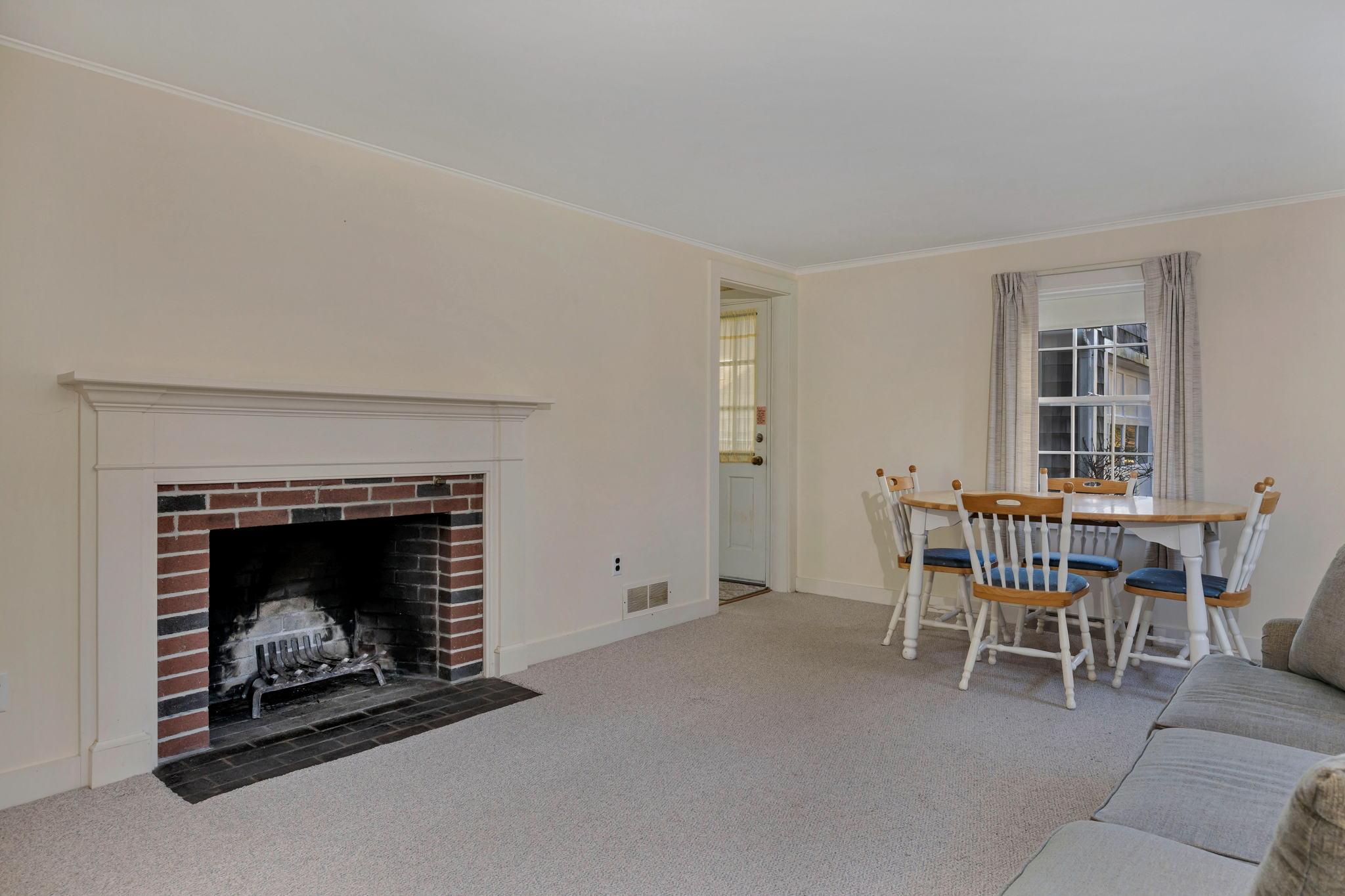 38 Blueberry Ln, Chatham, MA 02633, USA Photo 6
