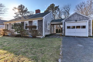 38 Blueberry Ln, Chatham, MA 02633, USA Photo 1