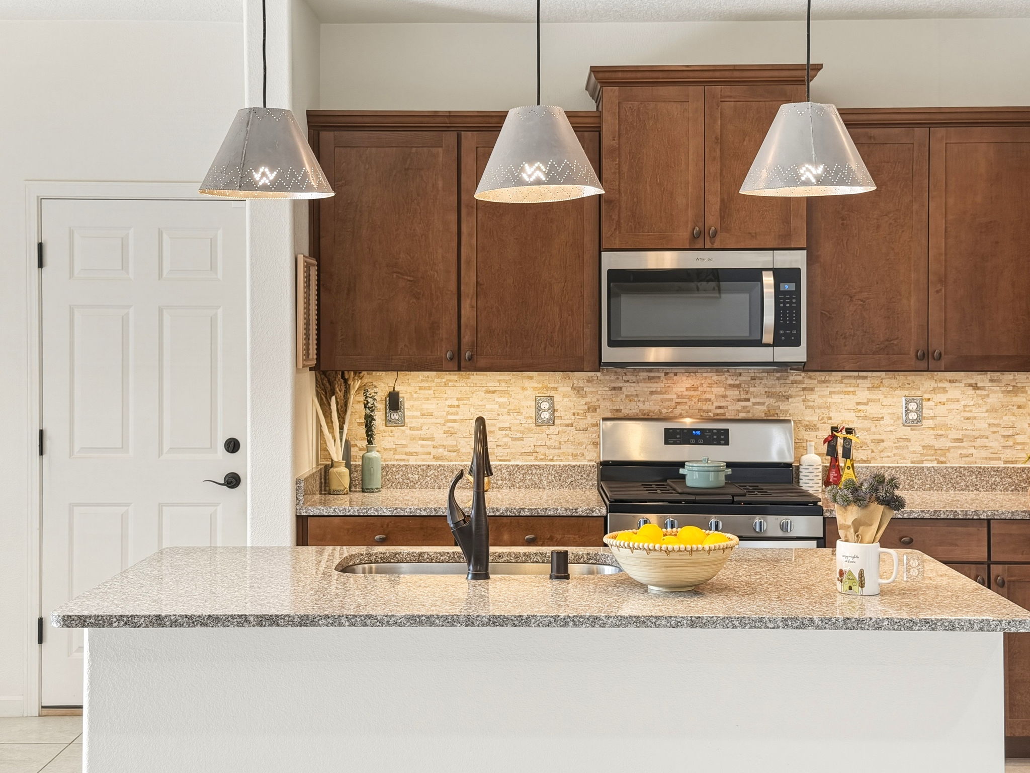 Beautifully upgraded Kitchen