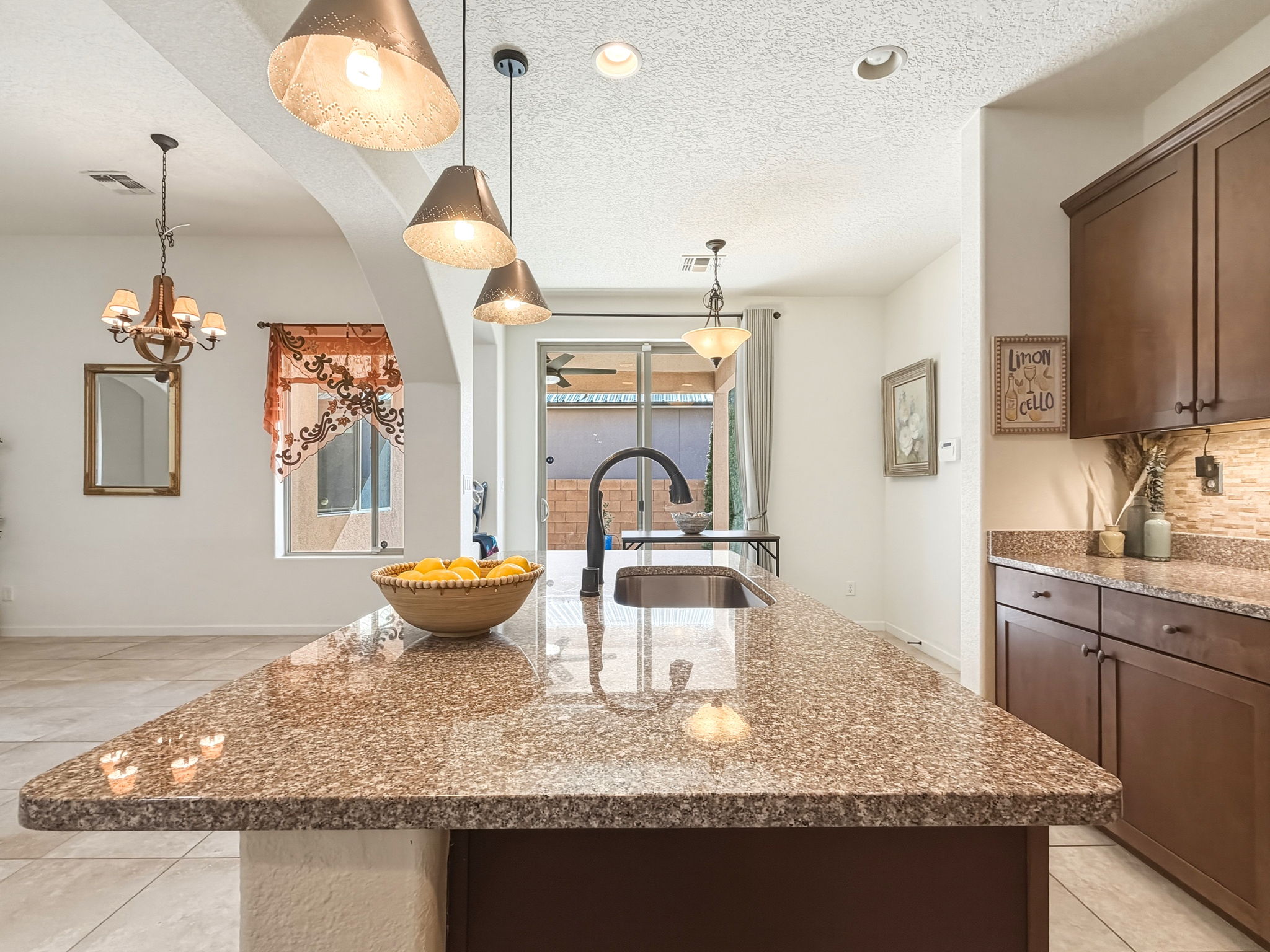 Extended countertop for seating