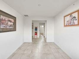 Office/Flex Room