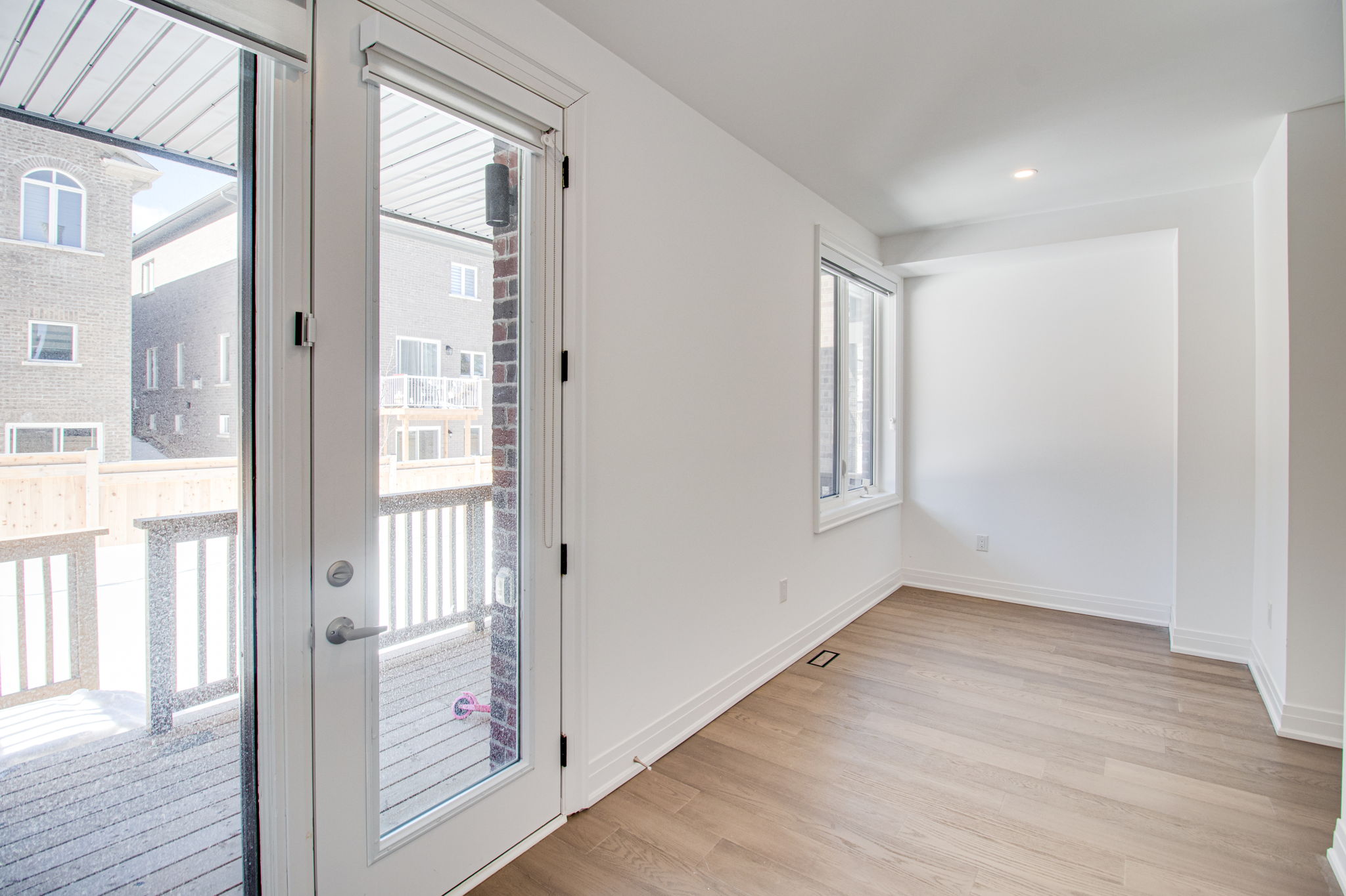 38 Chiara Rose Ln Richmond Hill, ON L4E 1L4