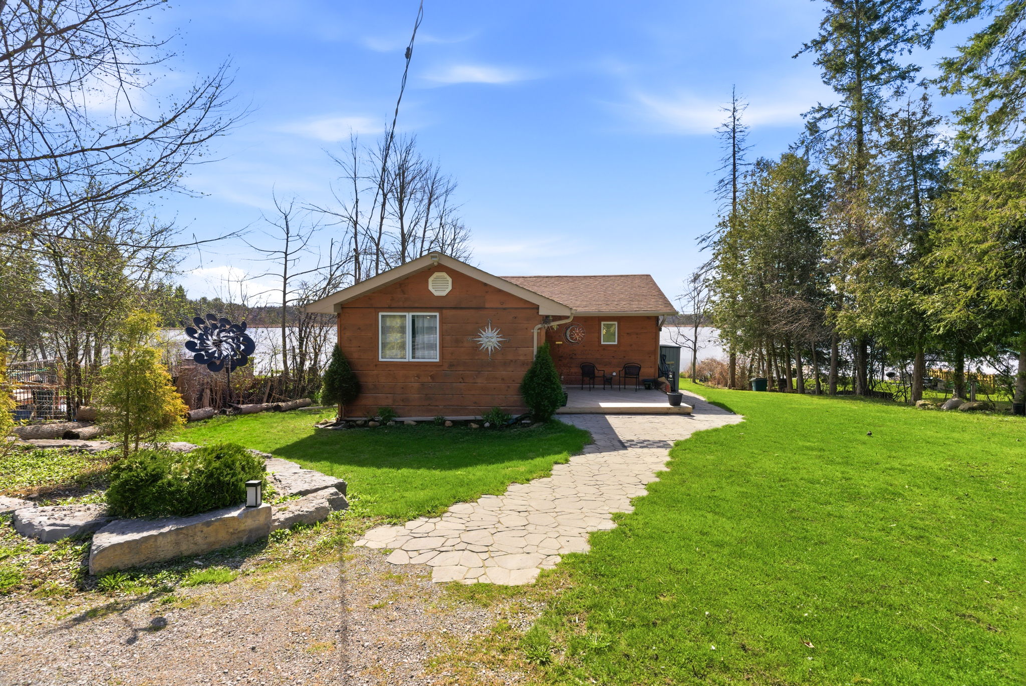  Photo 42
