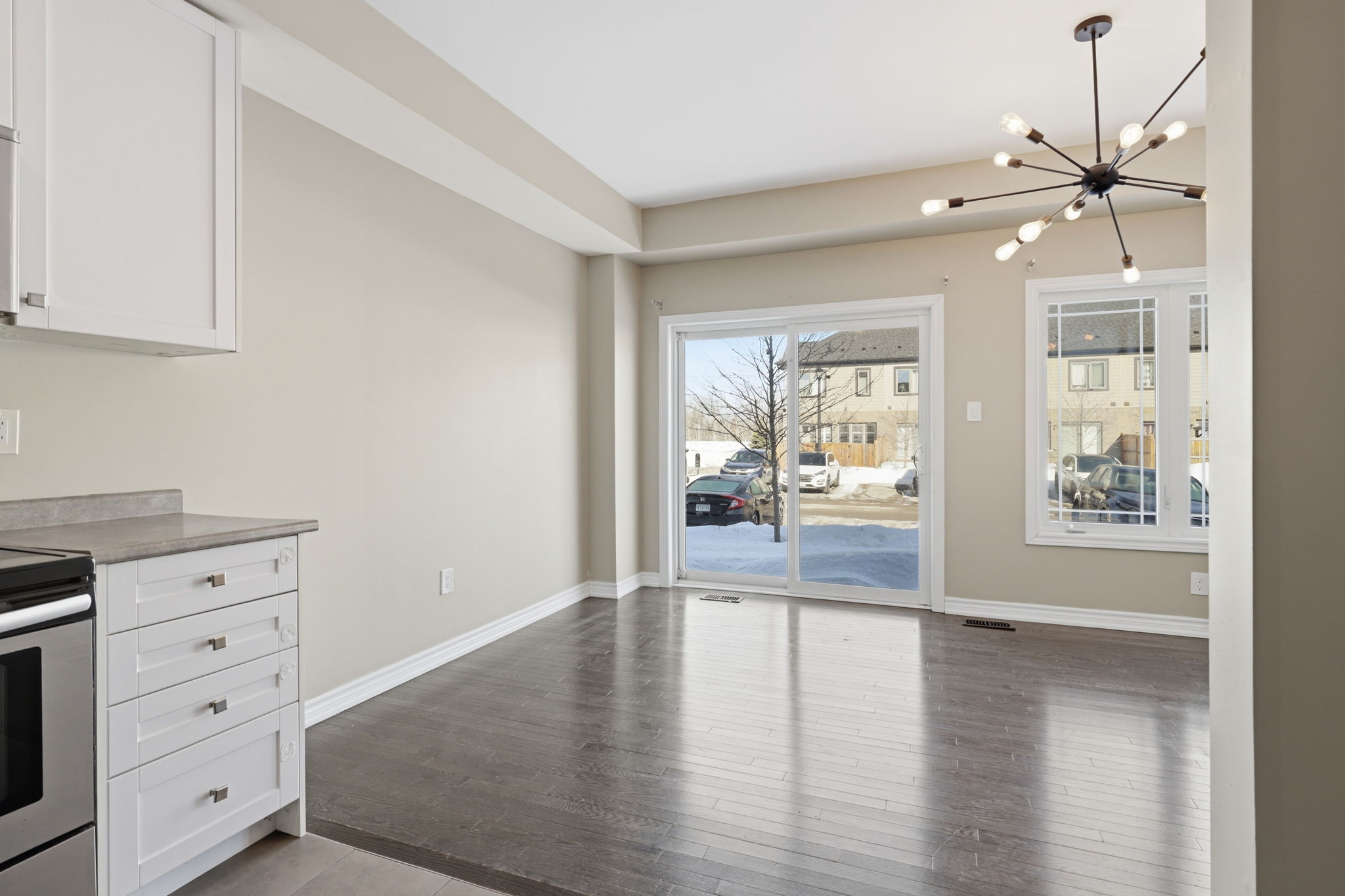 Barrie property showcase — delivered property photograph 6