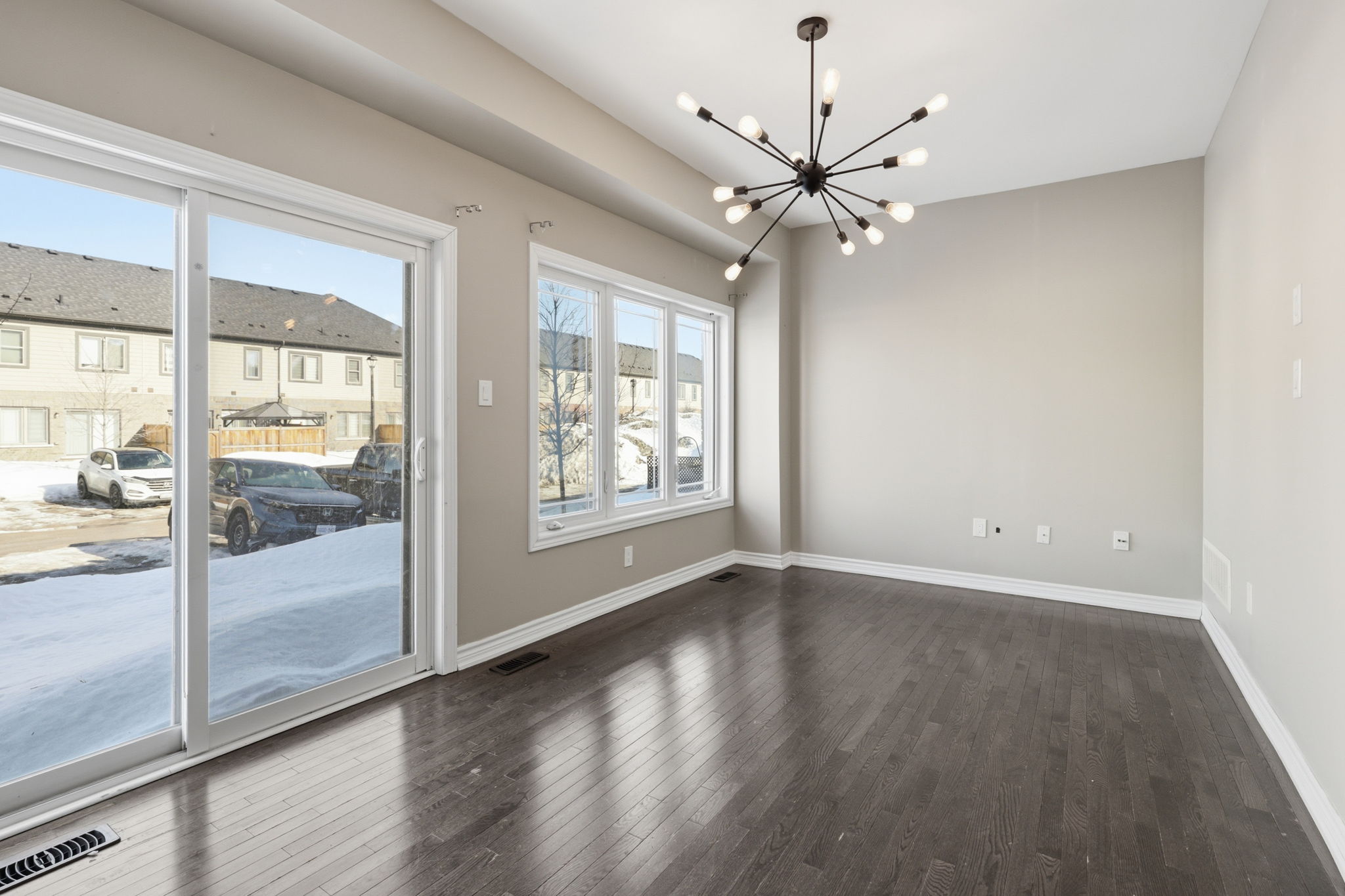 Barrie property showcase — delivered property photograph 8