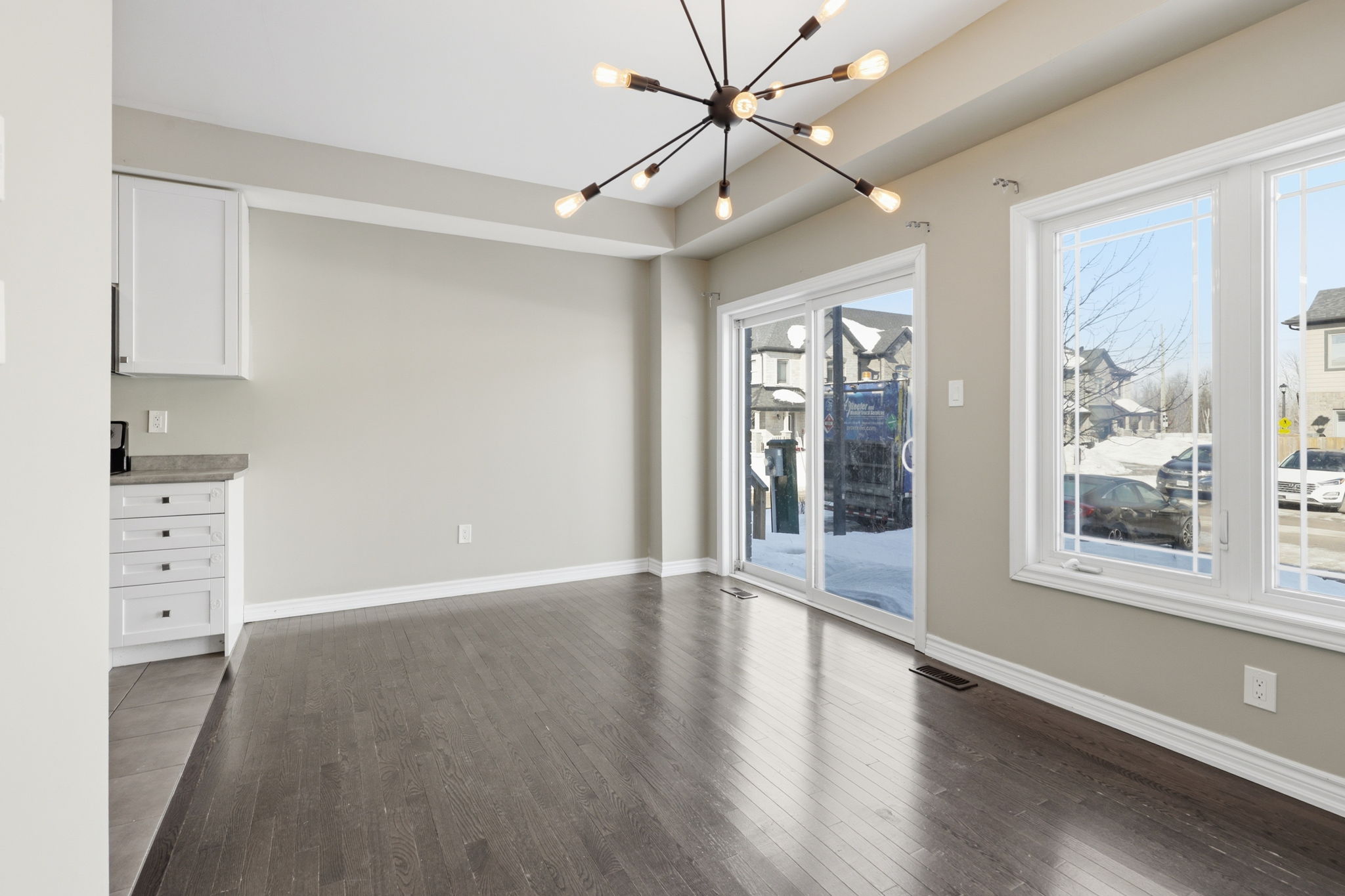 Barrie property showcase — delivered property photograph 10