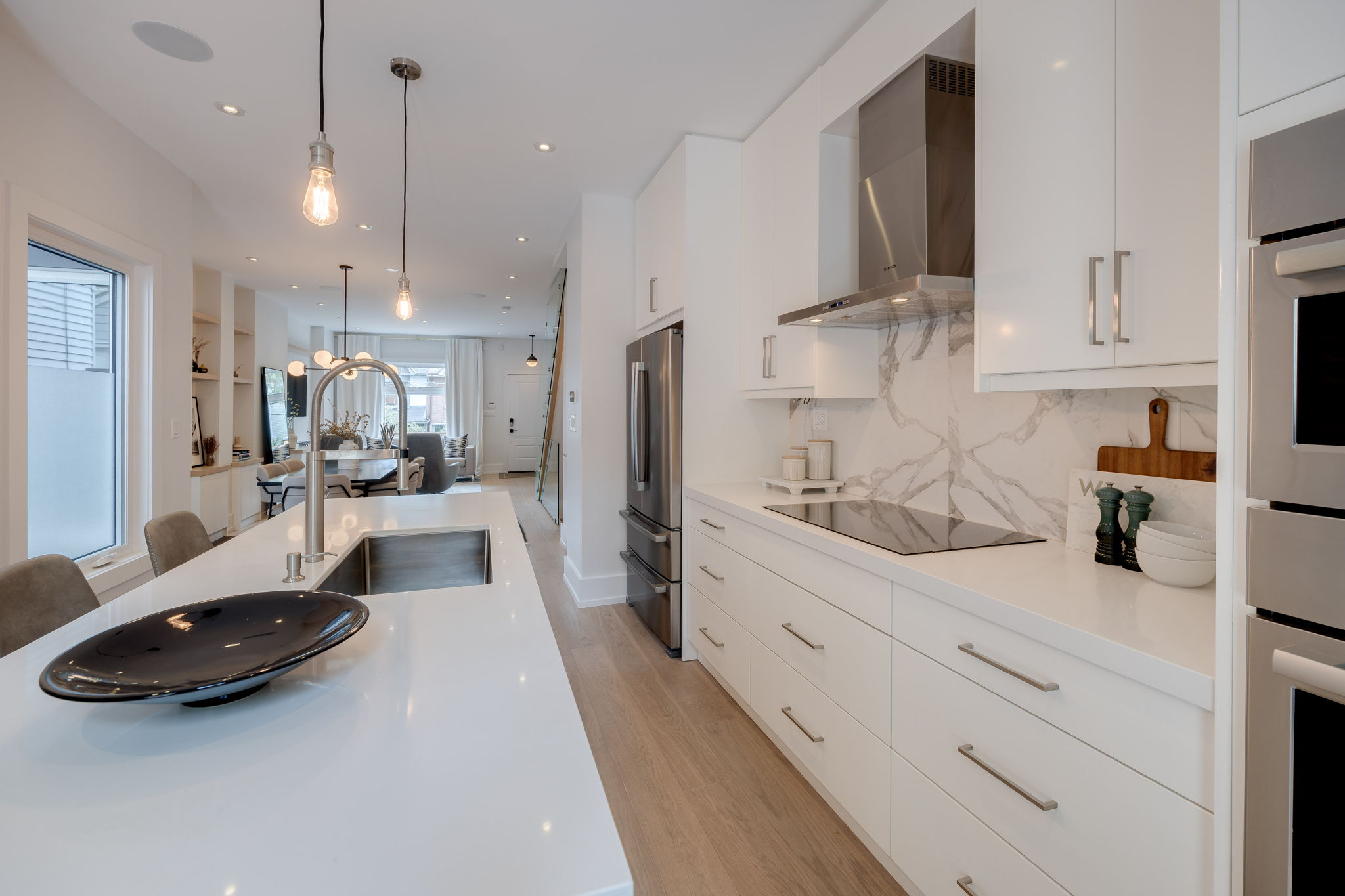 Toronto property showcase — delivered property photograph 33