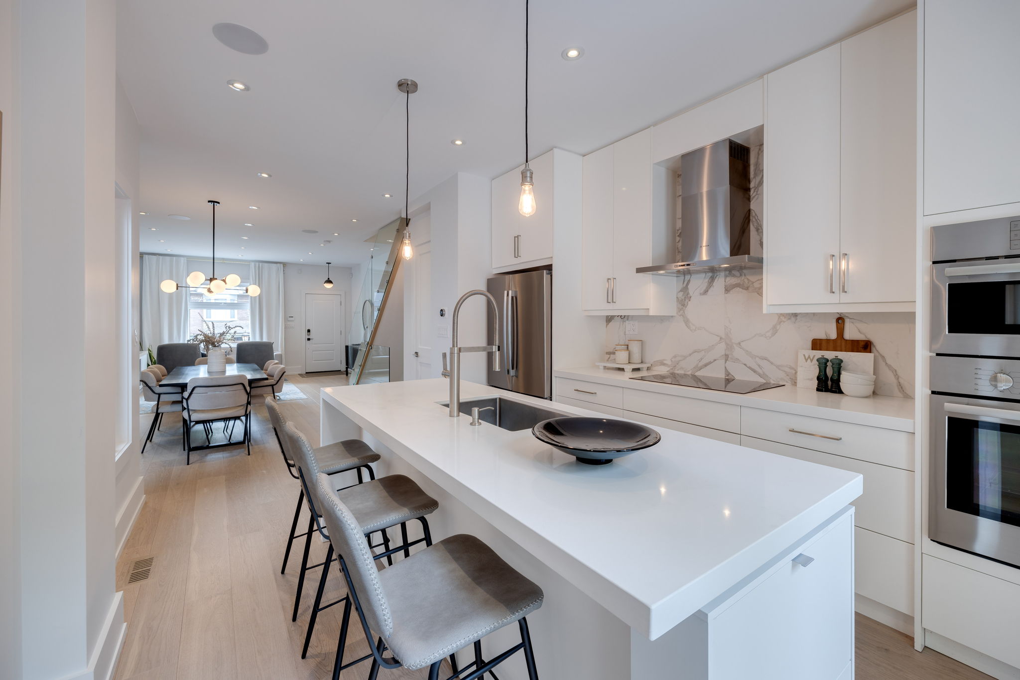 Toronto property showcase — delivered property photograph 32