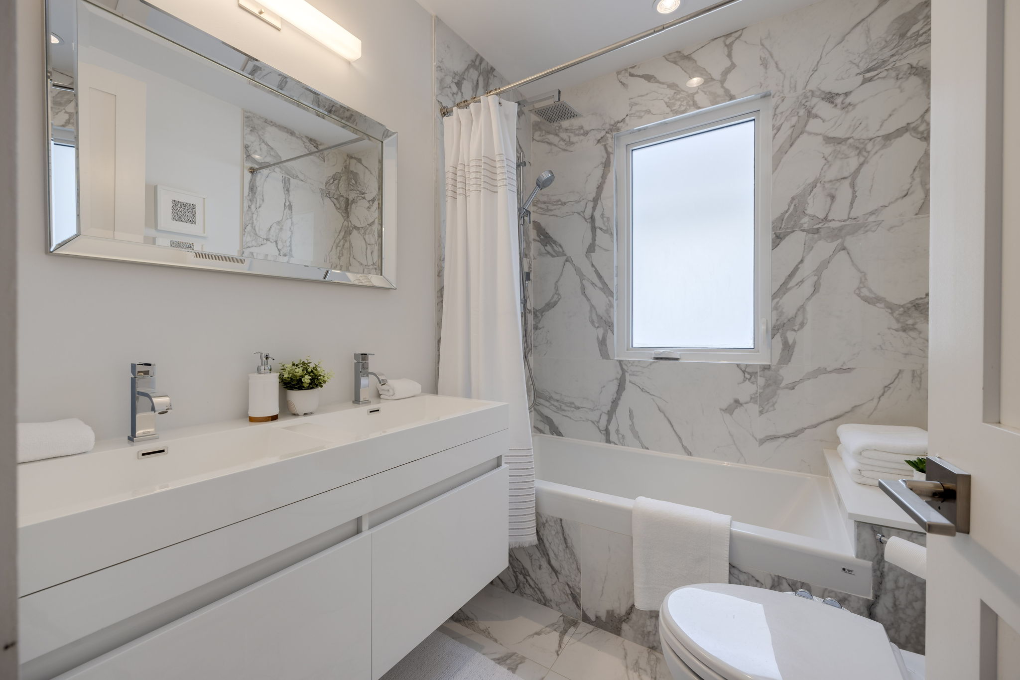 Toronto property showcase — delivered property photograph 39
