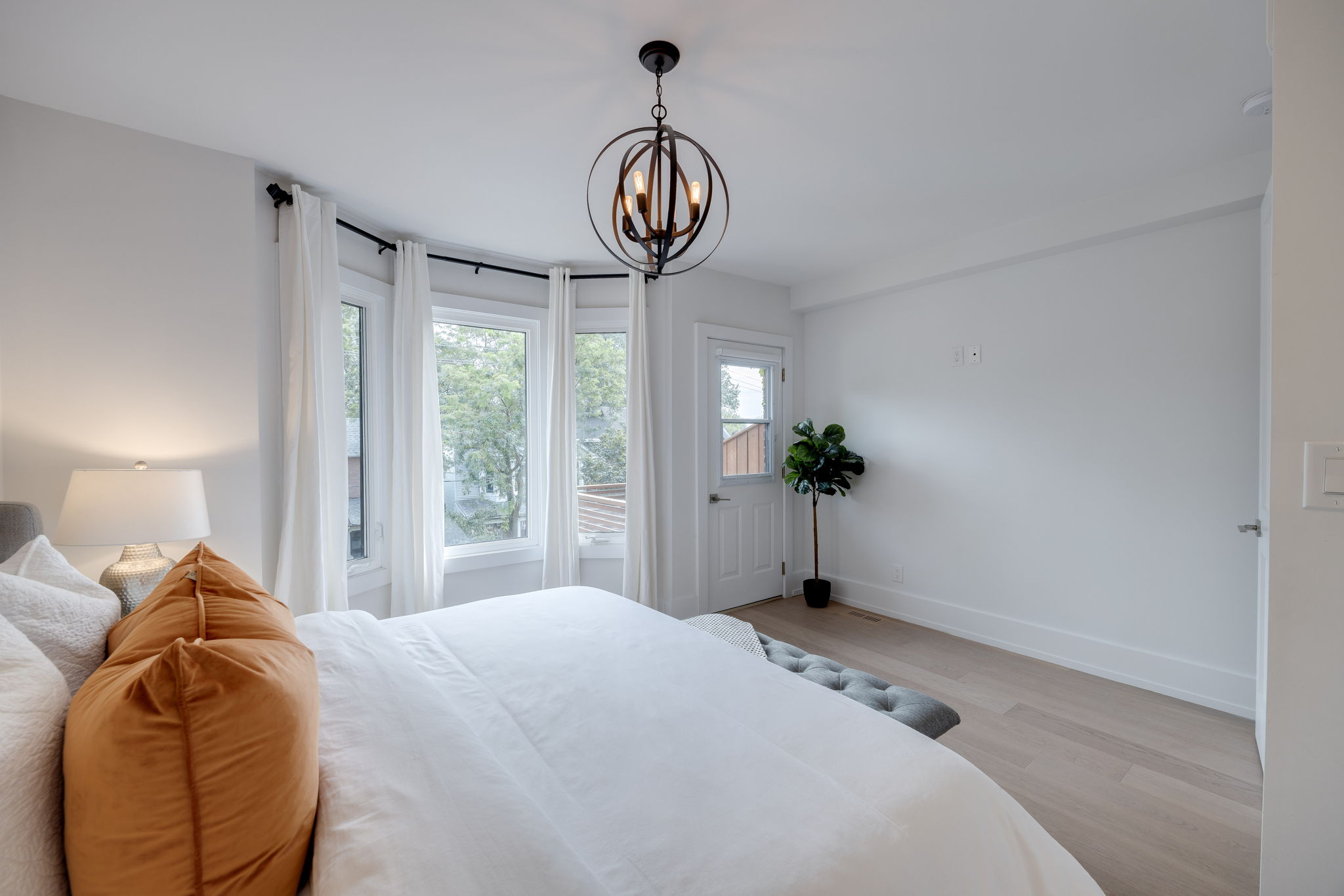 Toronto property showcase — delivered property photograph 48