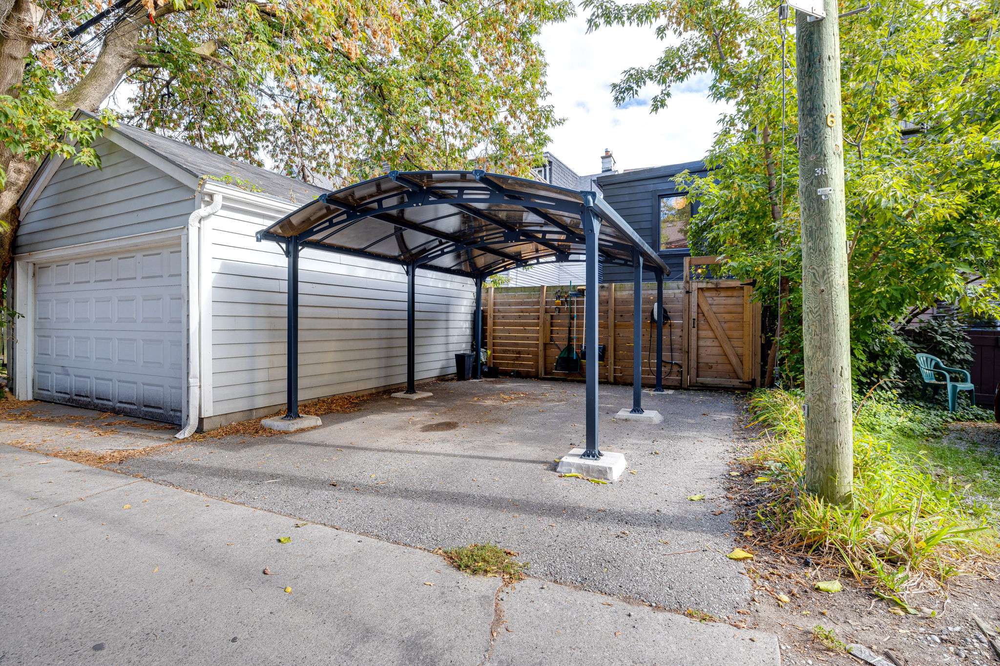 Toronto property showcase — delivered property photograph 97