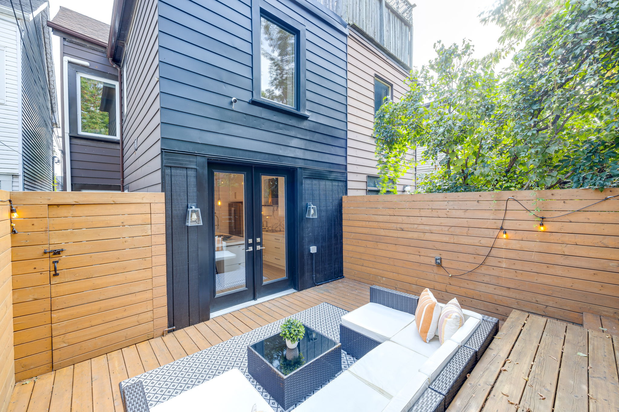 Toronto property showcase — delivered property photograph 96