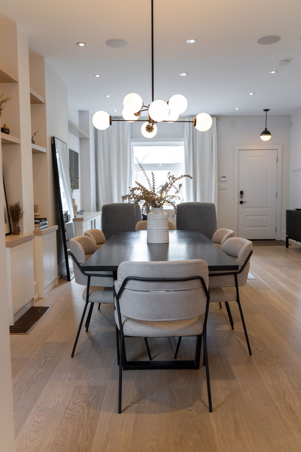Toronto property showcase — delivered property photograph 74