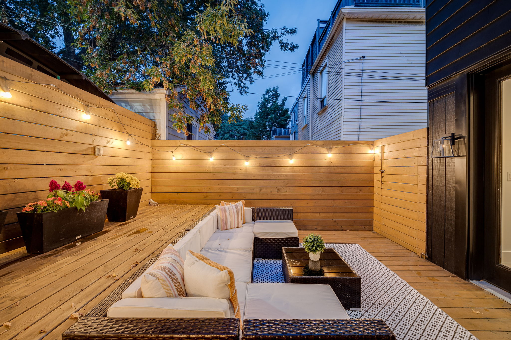 Toronto property showcase — delivered property photograph 100