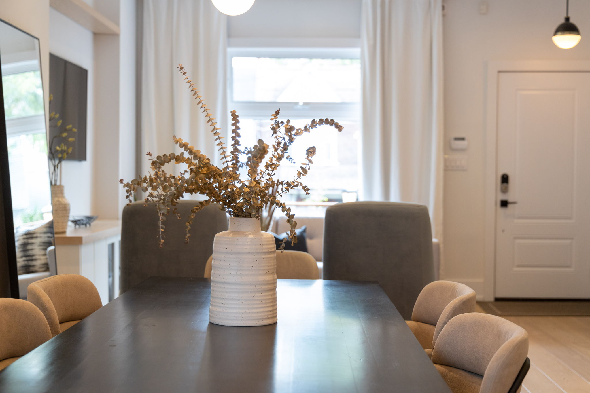 Toronto property showcase — delivered property photograph 67