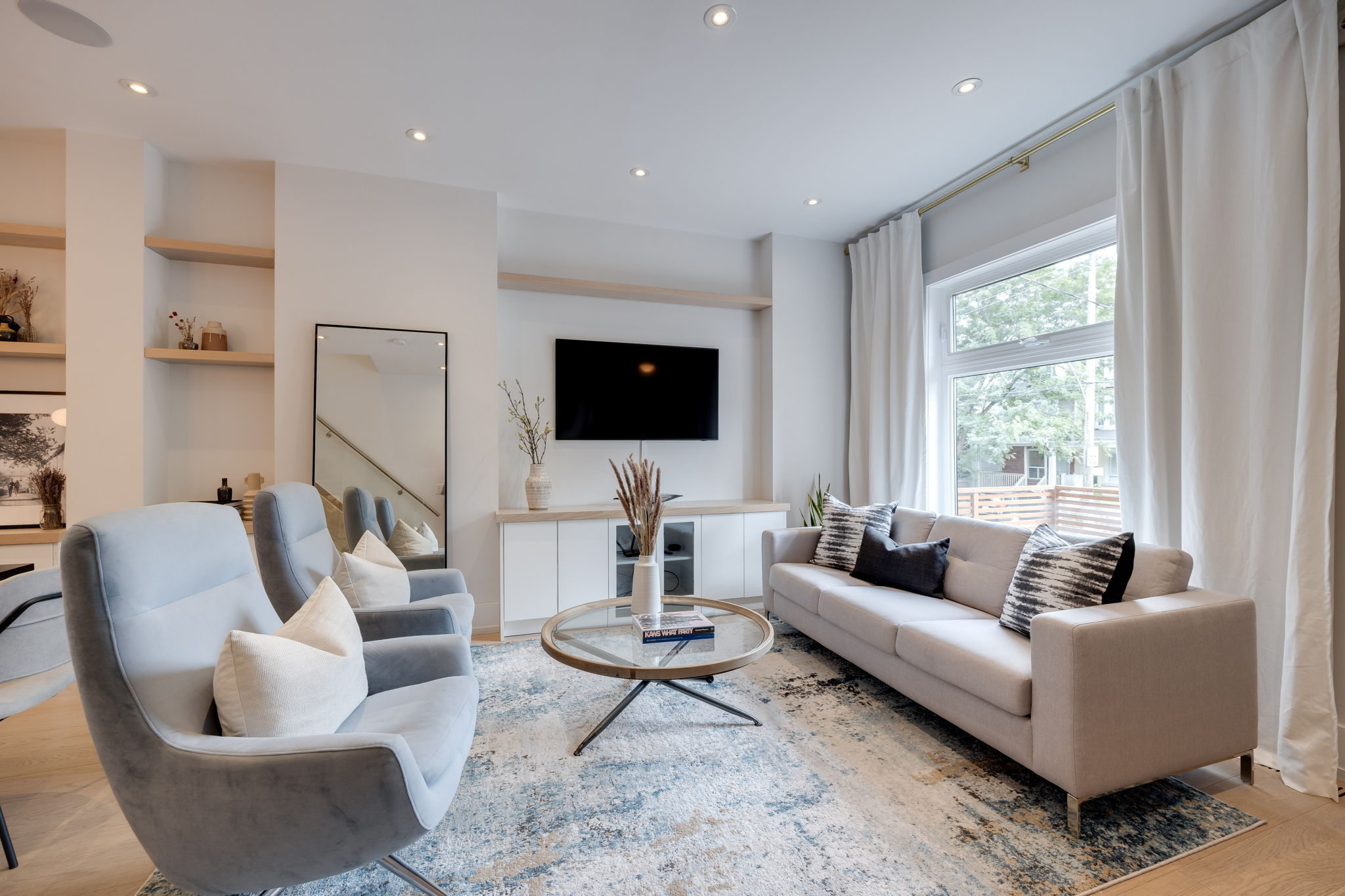 Toronto property showcase — delivered property photograph 25