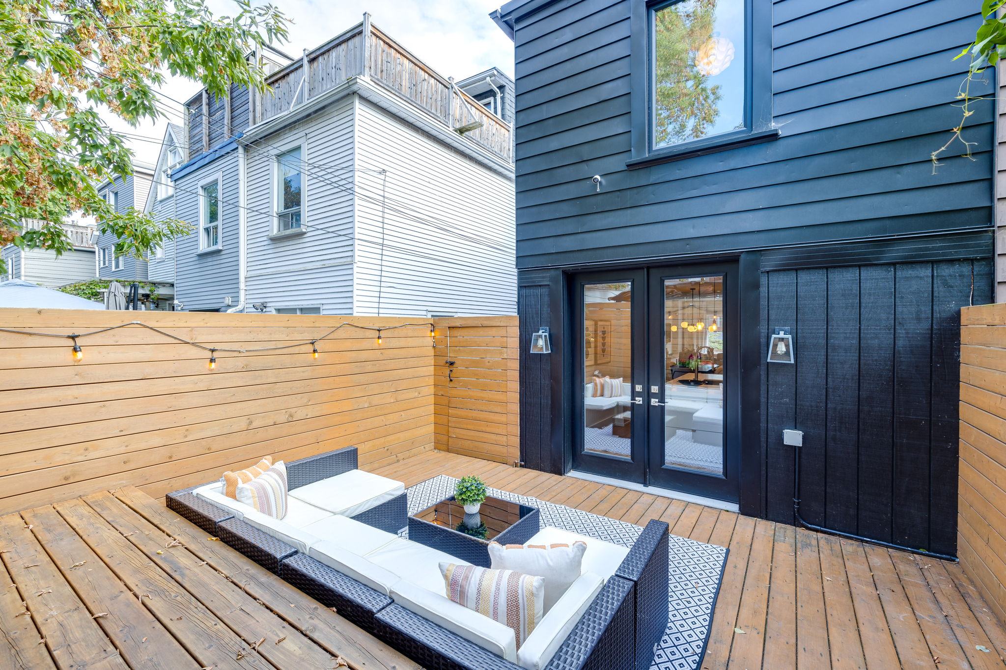 Toronto property showcase — delivered property photograph 95