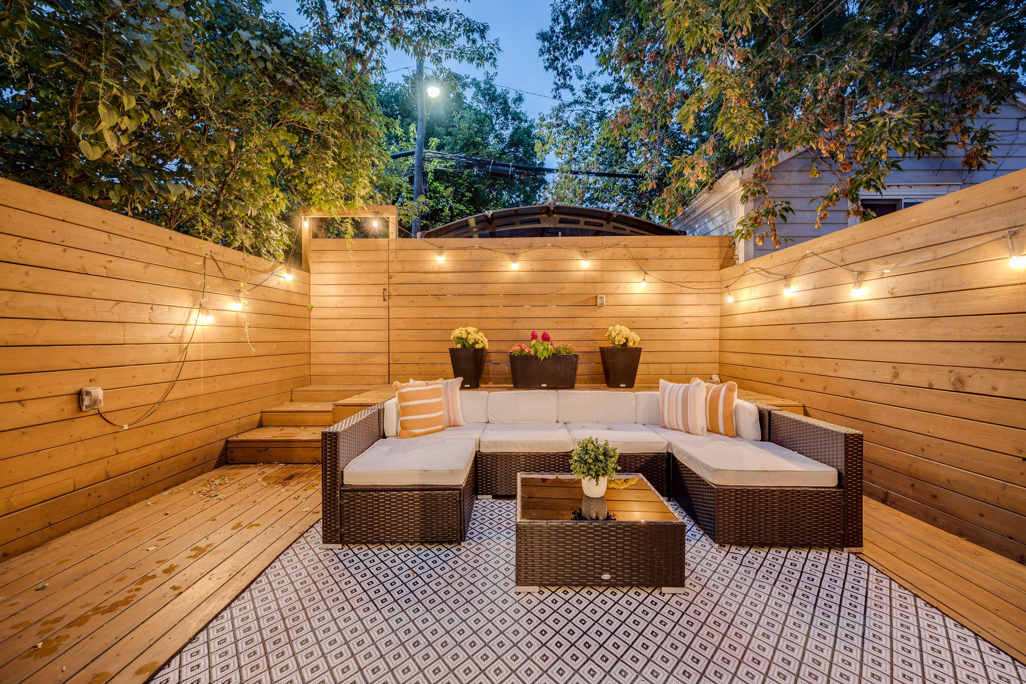 Toronto property showcase — delivered property photograph 98