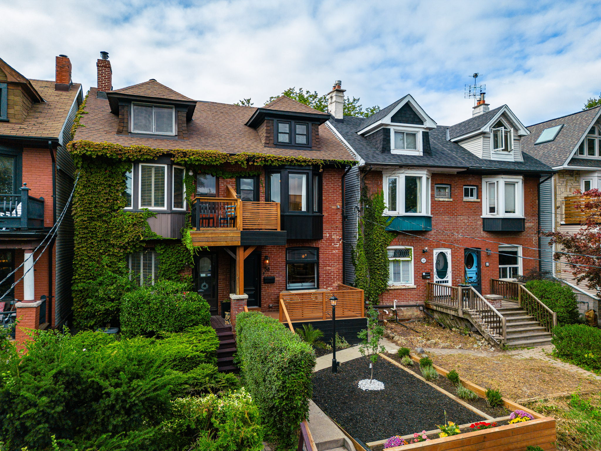 Toronto property showcase — delivered property photograph 3