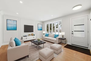 DSC03840 virtually staged.jpeg