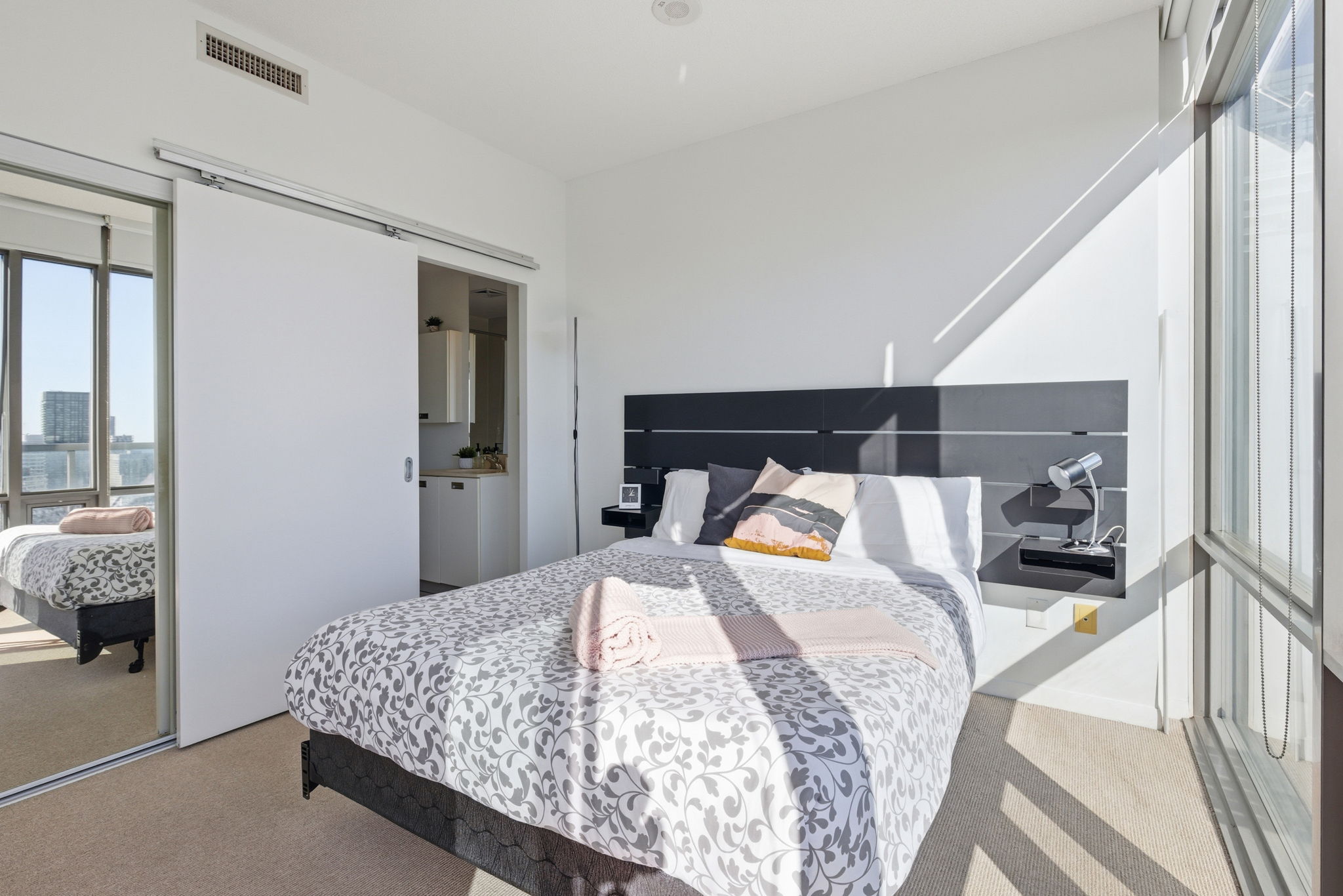 Toronto property showcase — delivered property photograph 12