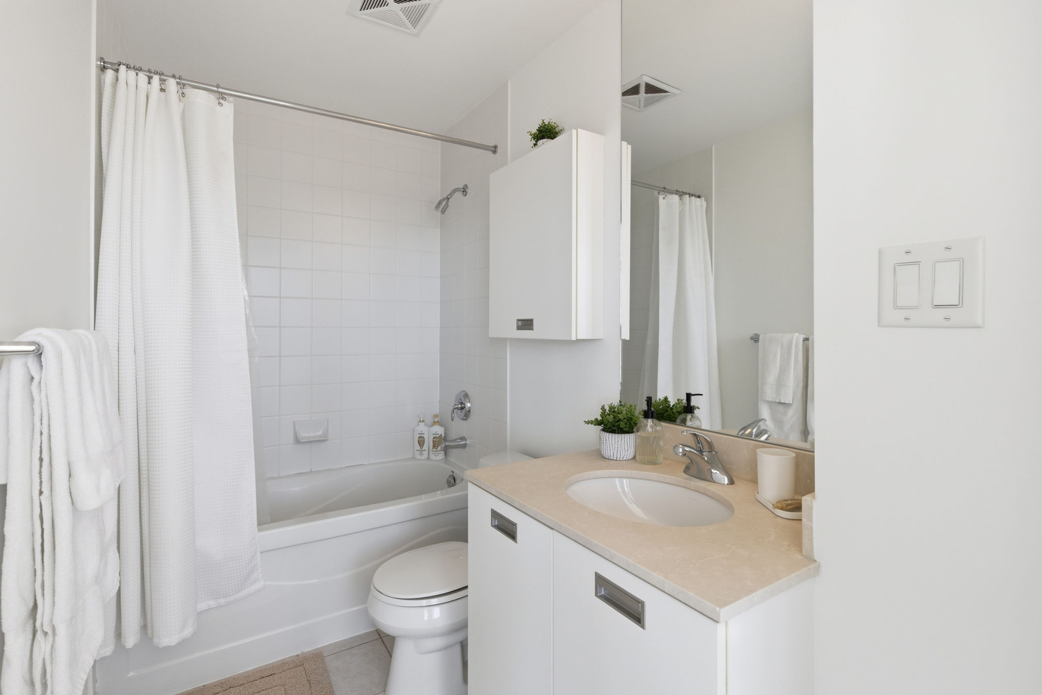 Toronto property showcase — delivered property photograph 15