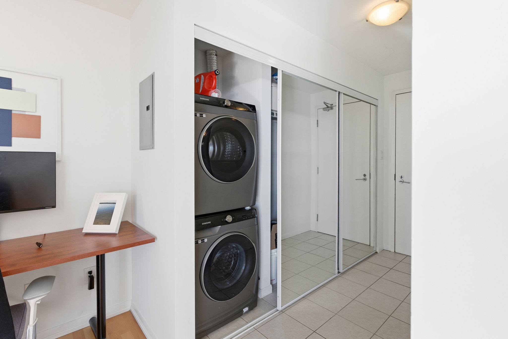 Toronto property showcase — delivered property photograph 19