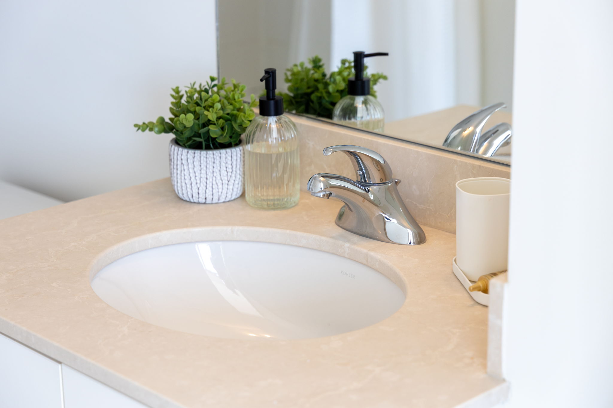 Toronto property showcase — delivered property photograph 35